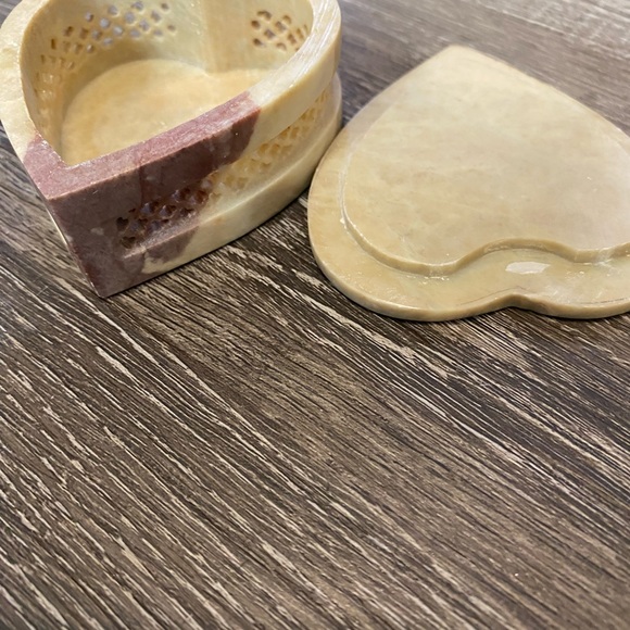 Stone tricket box - Picture 3 of 5